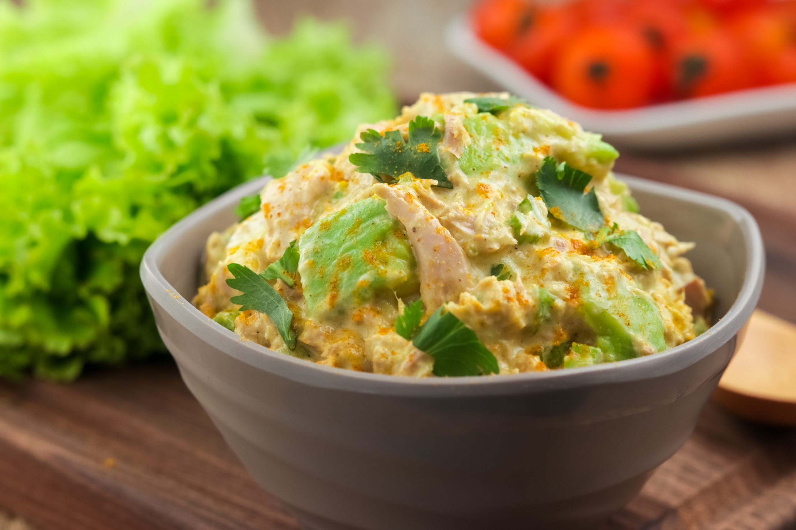 Read more about the article Keto Curry Spiked Tuna and Avocado Salad