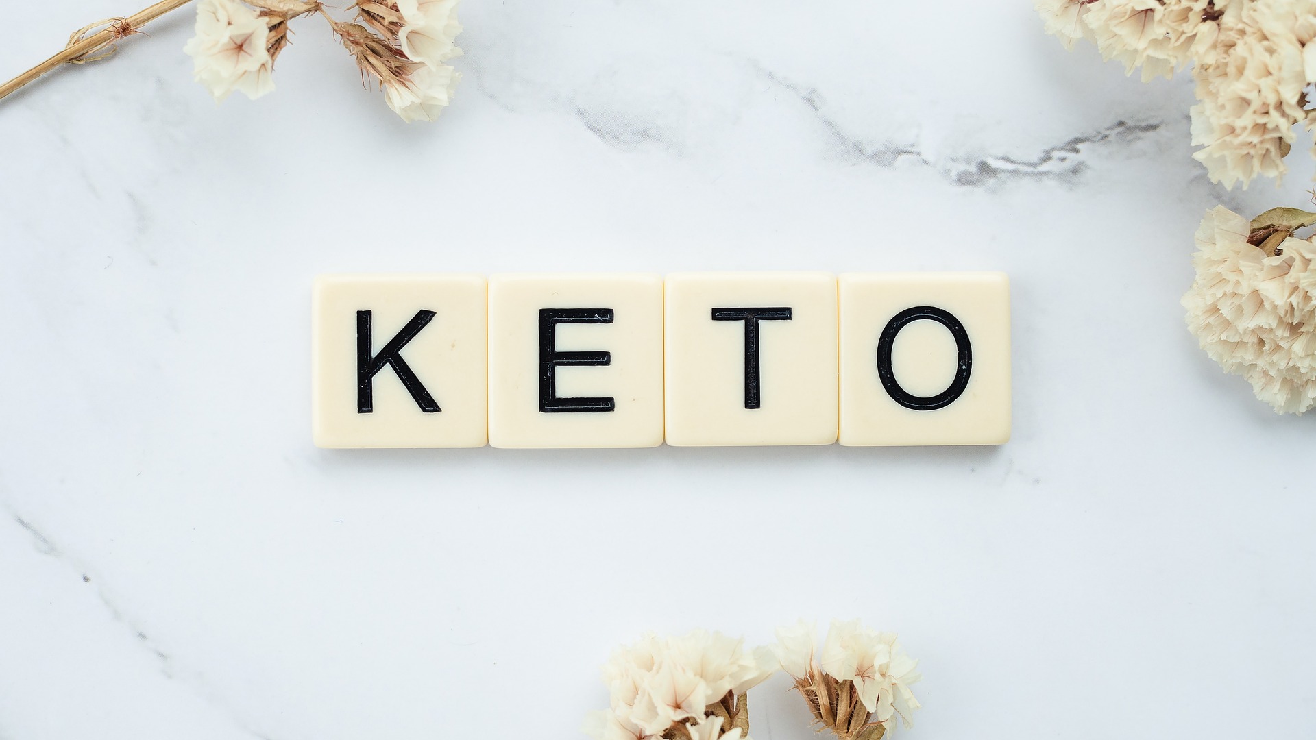Read more about the article 10 Reasons to Start a Keto Diet